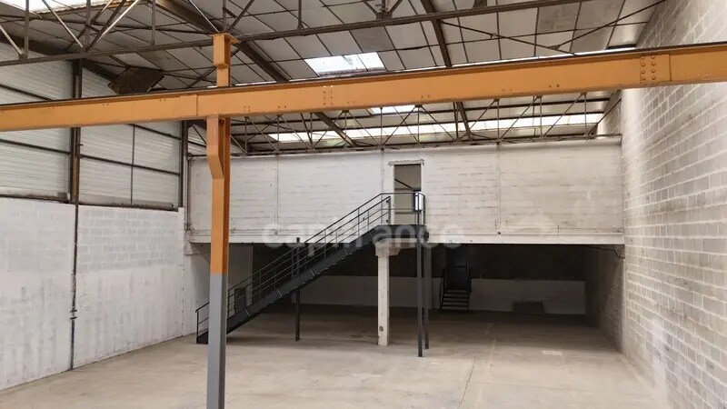 Flex in Caen for sale - Building Photo - Image 2 of 5