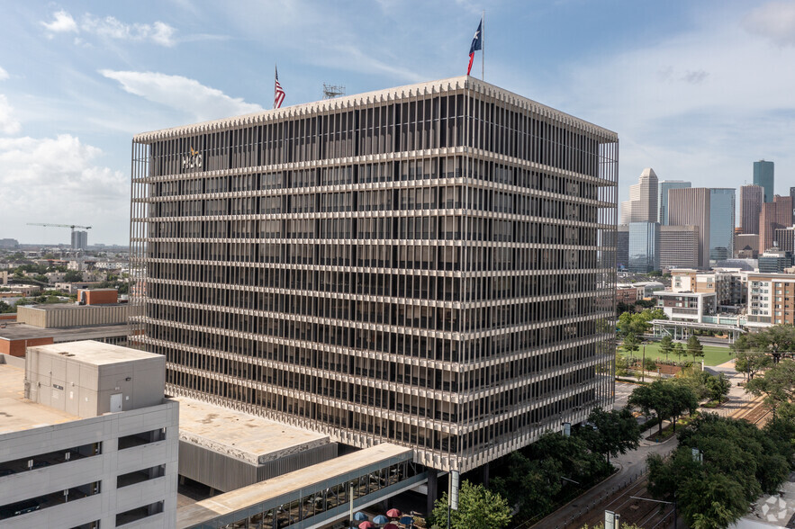 3100 Main St, Houston, TX for sale - Building Photo - Image 1 of 1