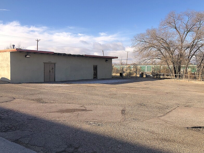 2650 U.S. Rte 66 Hwy, Gallup, NM for sale - Primary Photo - Image 1 of 15