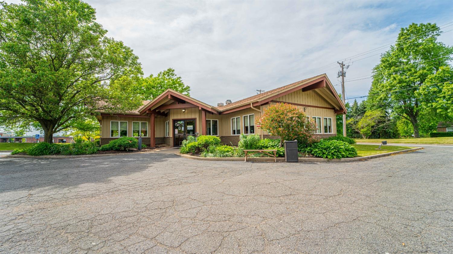 475 Sand Creek Dr, Chesterton, IN 46304 Retail for Sale