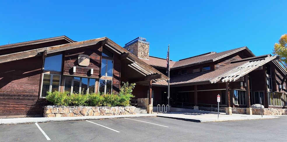 200 Lincoln Ave, Steamboat Springs, CO for lease - Primary Photo - Image 1 of 2