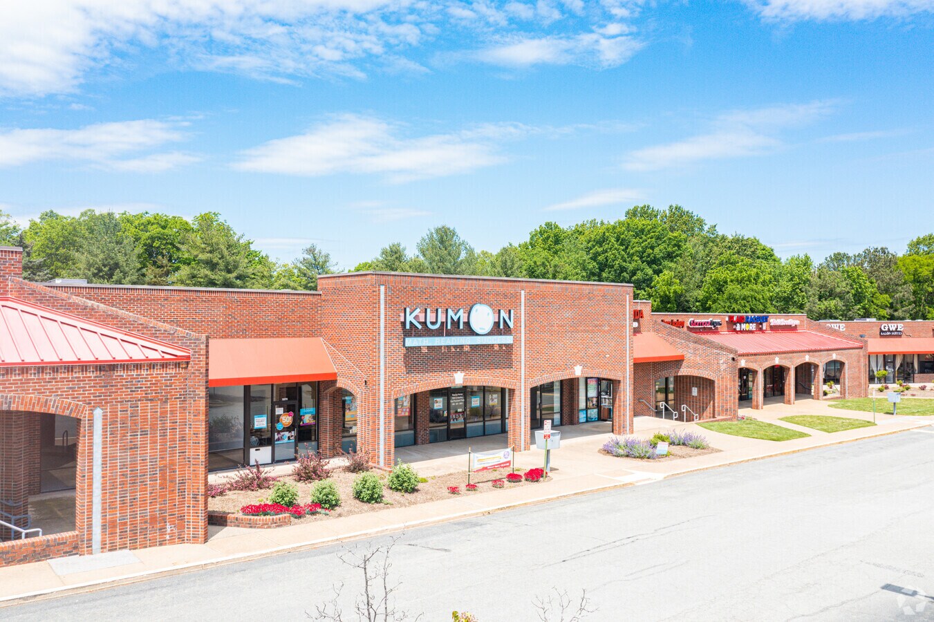 89109000 Quioccasin Rd, Richmond, VA 23229 Quioccasin Station