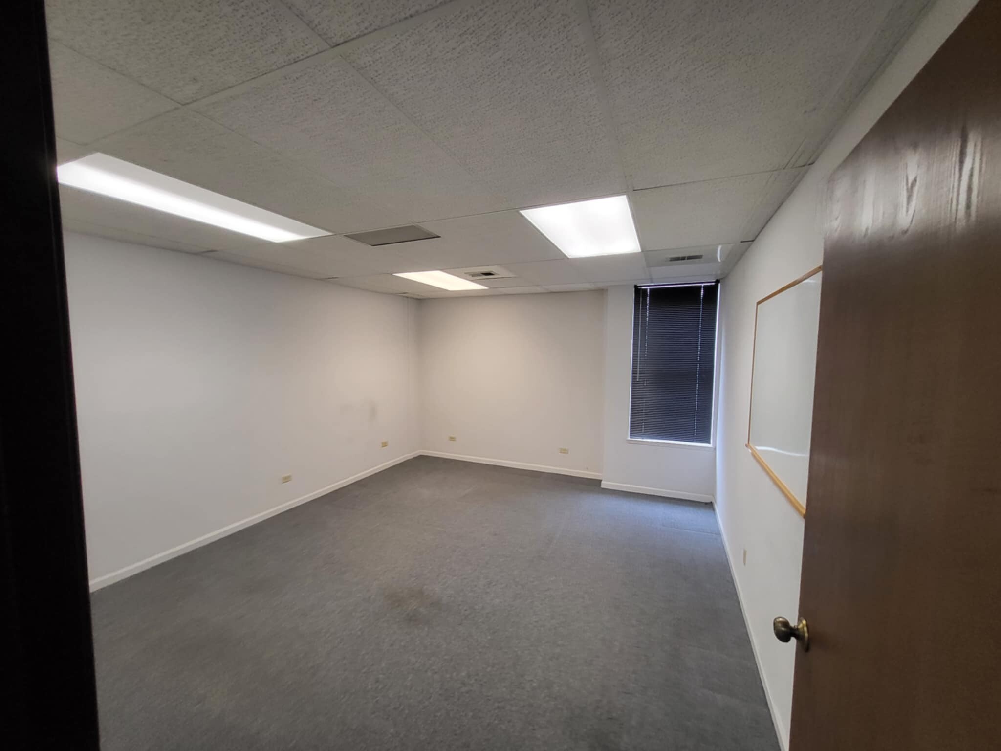 14901 E Hampden Ave, Aurora, CO for lease Interior Photo- Image 1 of 5