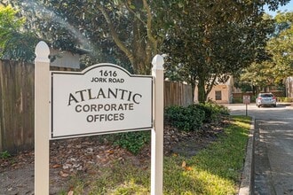 1616 Jork Rd, Jacksonville, FL for lease Interior Photo- Image 1 of 17