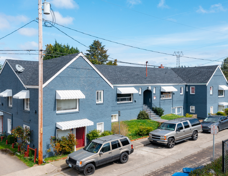 704 12th St, Bremerton, WA for sale - Building Photo - Image 1 of 8