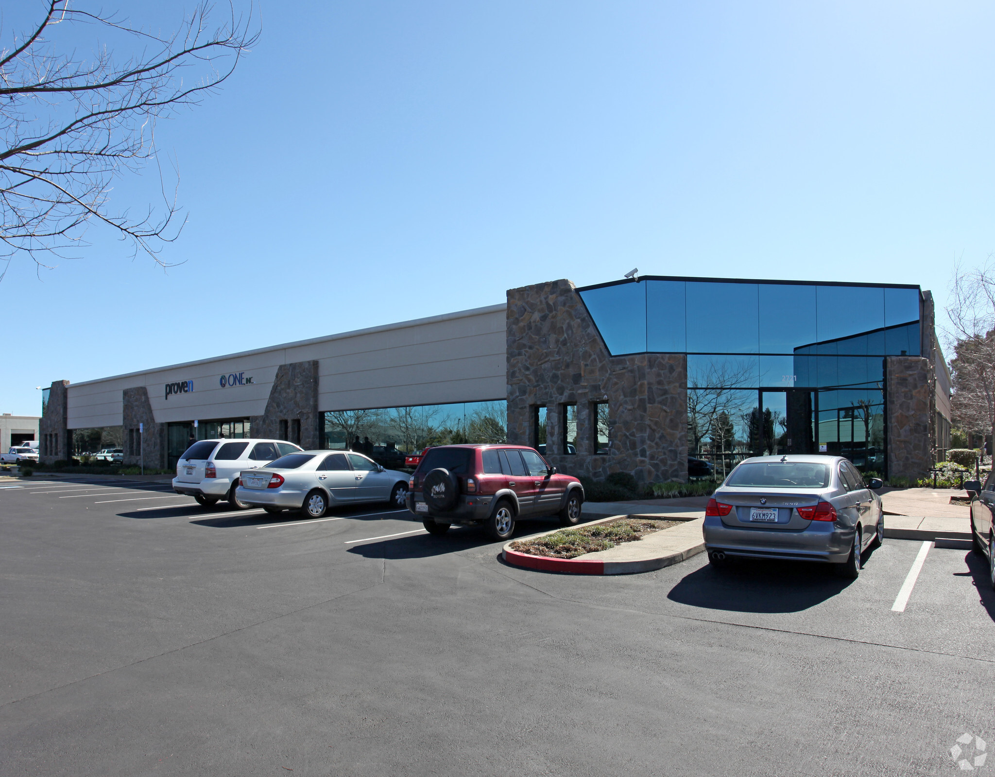 2721 Citrus Rd, Rancho Cordova, CA for lease Primary Photo- Image 1 of 17