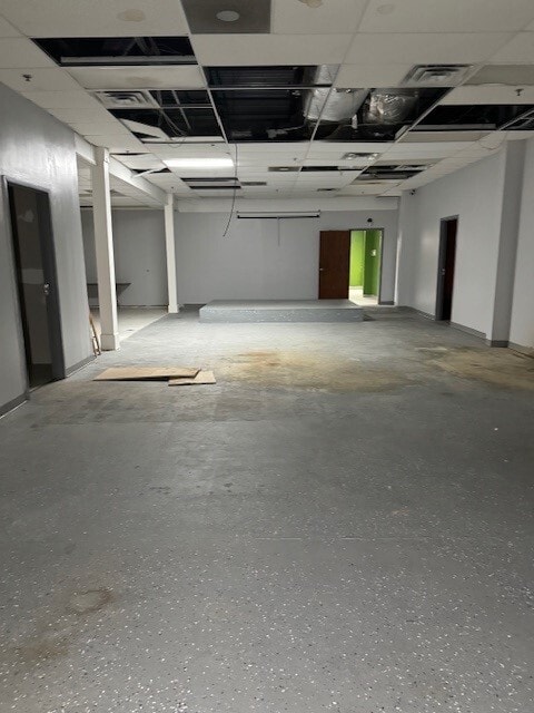 28 E 112th Pl, Chicago, IL for sale Interior Photo- Image 1 of 6