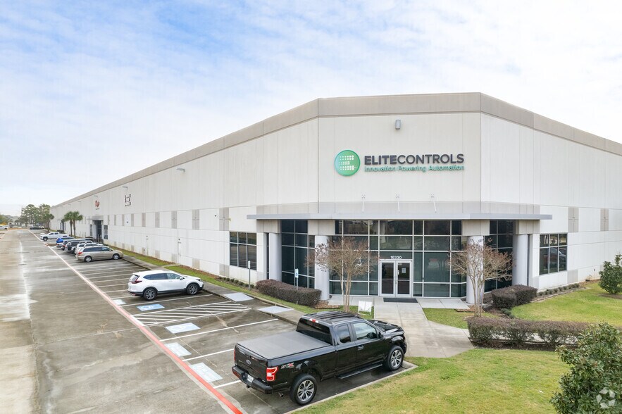 16330 Central Green Blvd, Houston, TX for sale - Primary Photo - Image 1 of 1