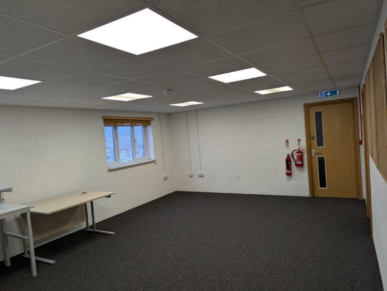 Wolff Stone Offices, Shepton Mallet for lease - Building Photo - Image 3 of 13