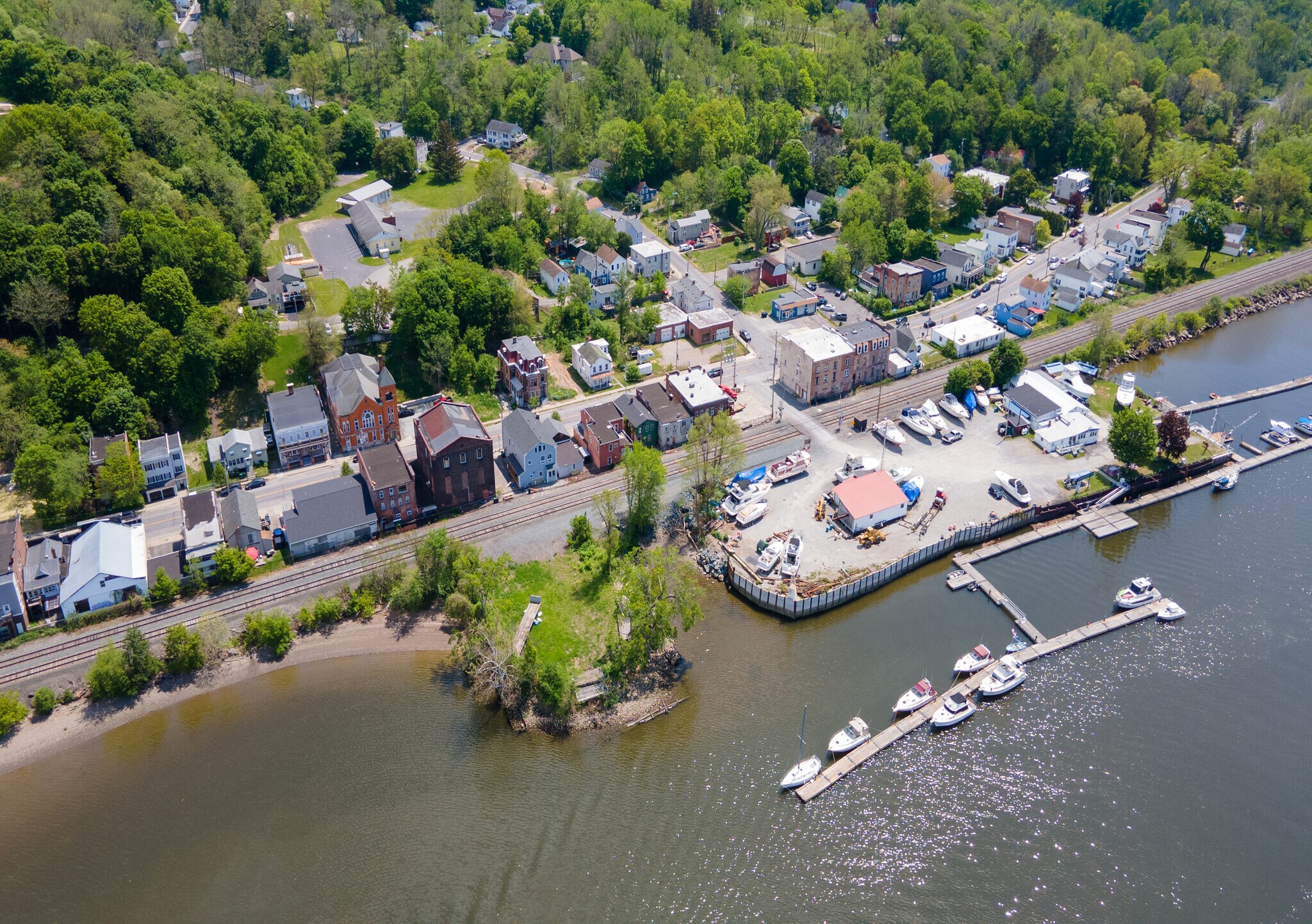 33 S Main St, Castleton On Hudson, NY 12033 Multifamily for Sale