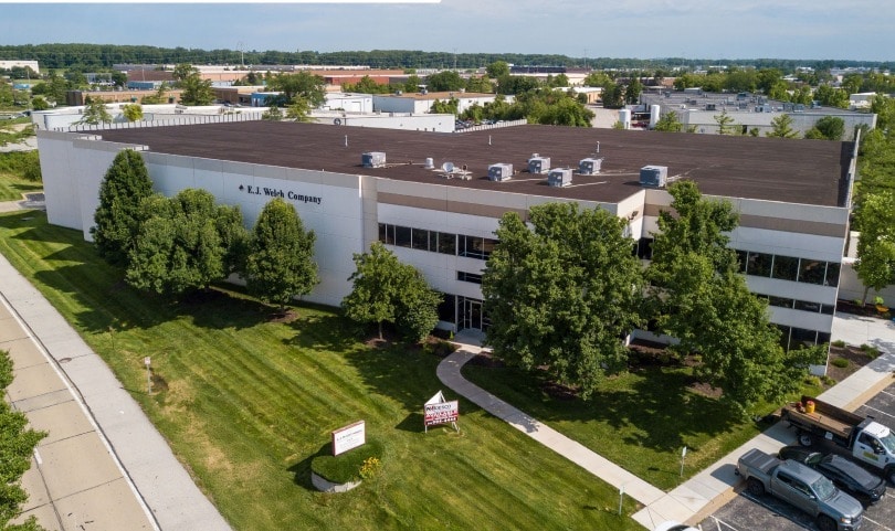 13735 Lakefront Dr, Earth City, MO for lease - Building Photo - Image 1 of 8