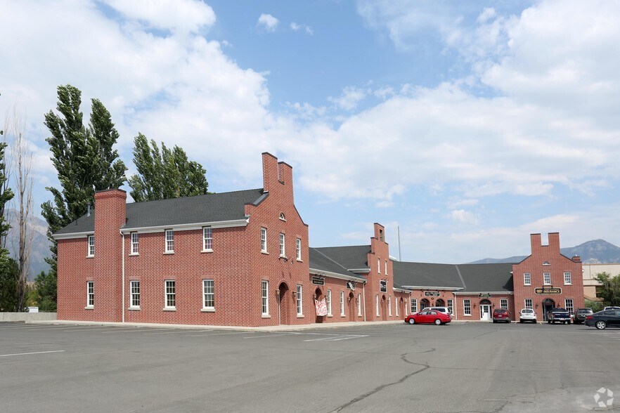 1812-1895 N 2000 W, Farr West, UT for sale - Primary Photo - Image 1 of 1