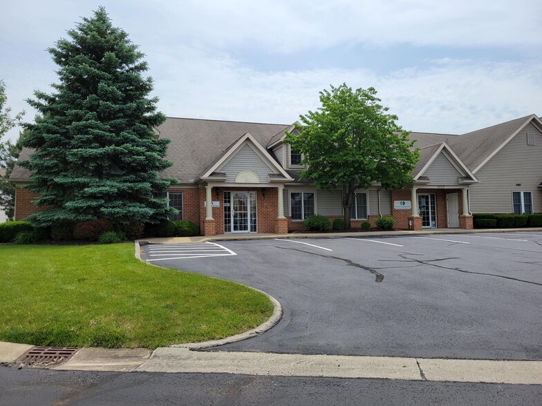 4802-4806 Timber Commons Dr, Sandusky, OH for sale - Building Photo - Image 1 of 1