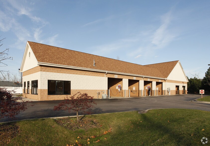 1017 E Grand Blanc Rd, Grand Blanc, MI for sale - Primary Photo - Image 1 of 1