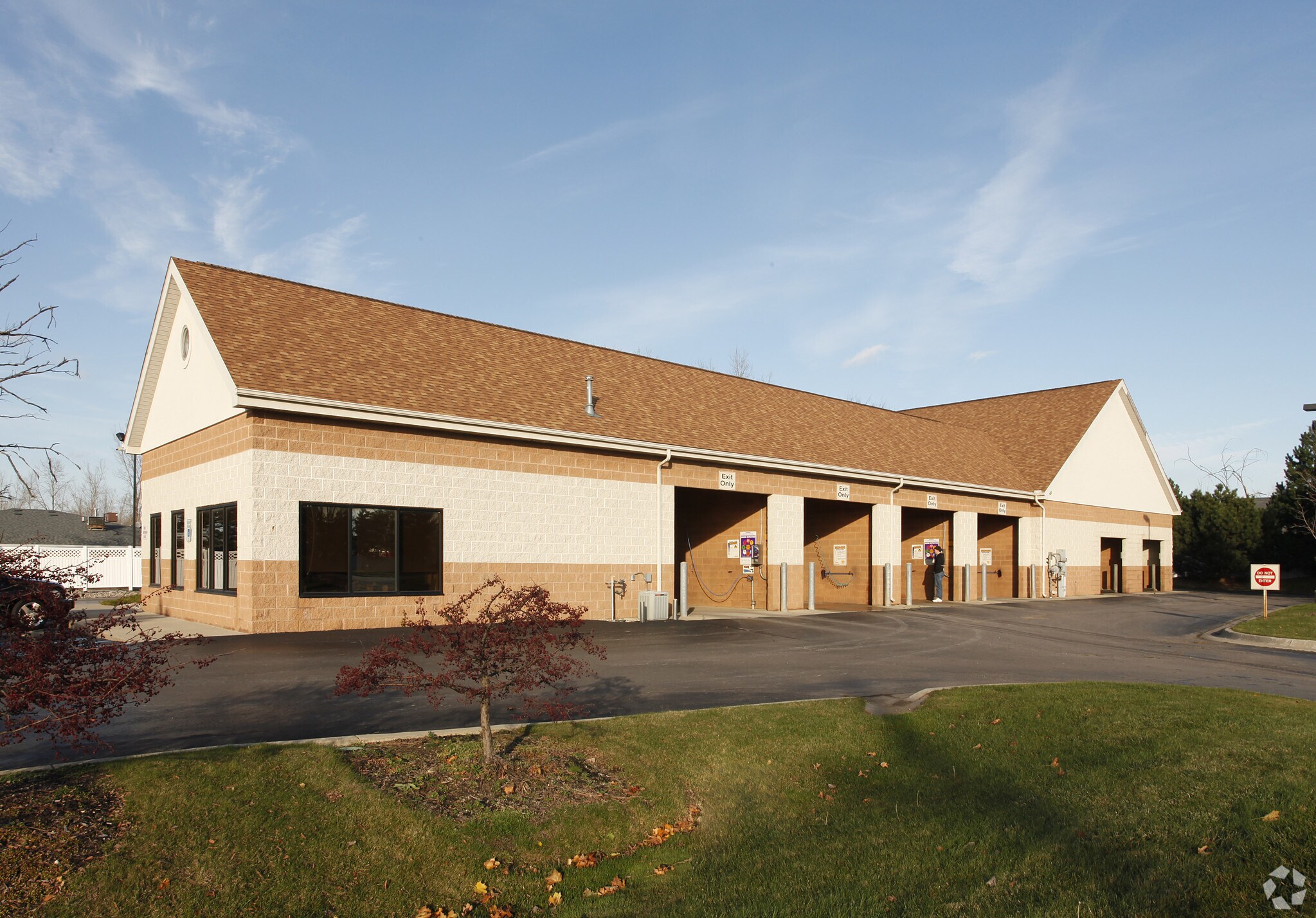 1017 E Grand Blanc Rd, Grand Blanc, MI for sale Primary Photo- Image 1 of 1