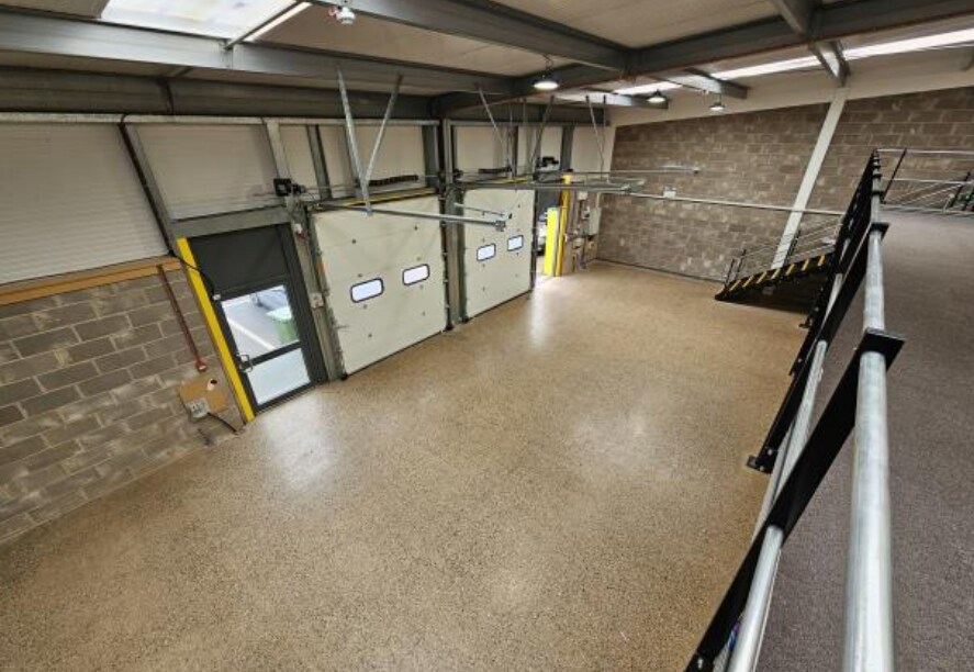 Fine Point Way, Kidderminster for lease Interior Photo- Image 1 of 2