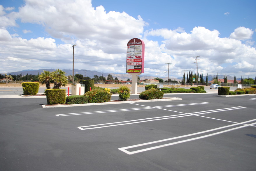 10178-10182 I Ave, Hesperia, CA for lease - Building Photo - Image 3 of 6