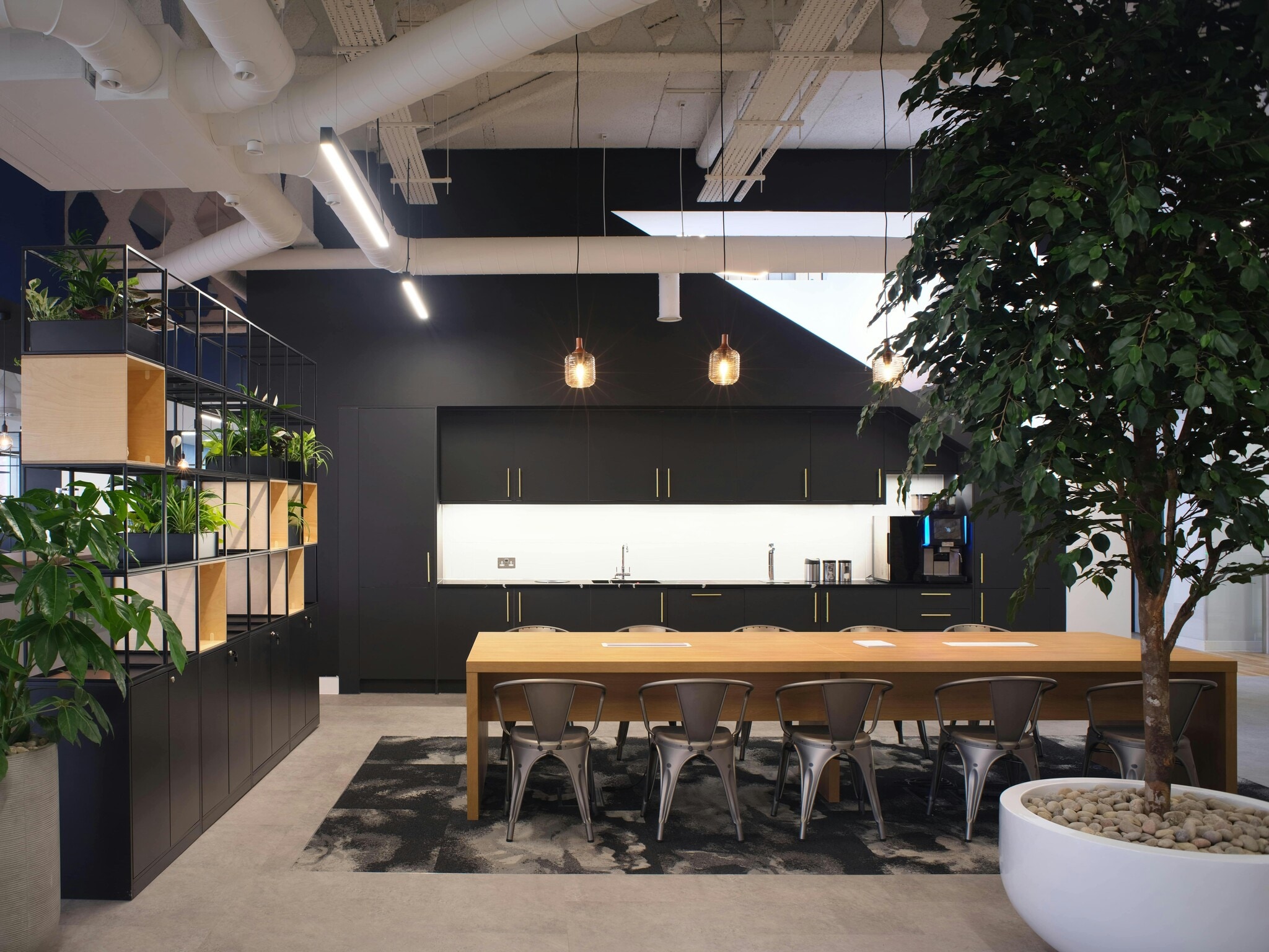 Waterside Dr, Reading for lease Building Photo- Image 1 of 8