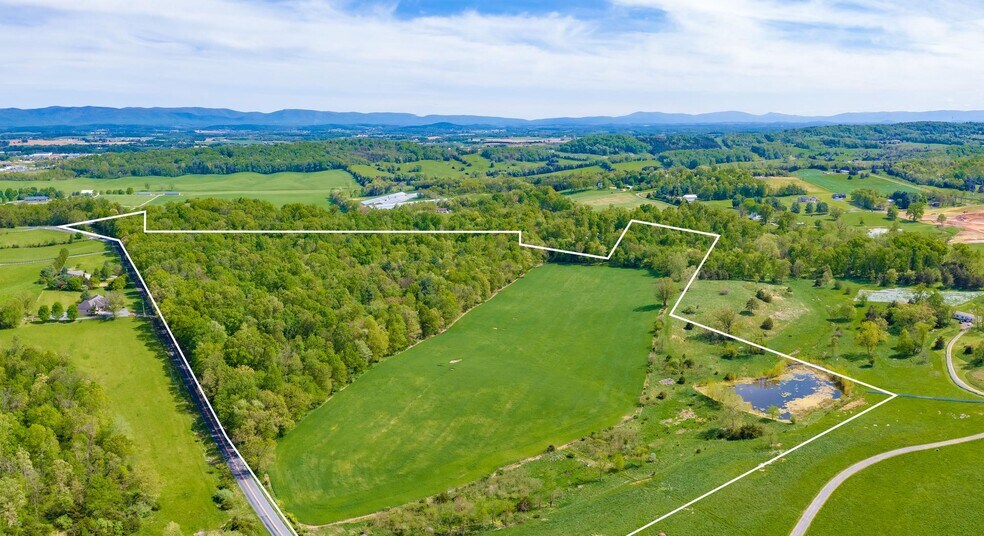 Fadley Road, Weyers Cave, VA 24486