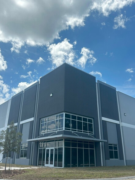 200 Accolade Ave, St Johns, FL for lease - Building Photo - Image 3 of 5