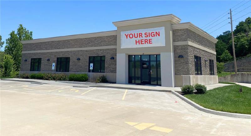1132 W Kansas St, Liberty, MO for lease Building Photo- Image 1 of 2