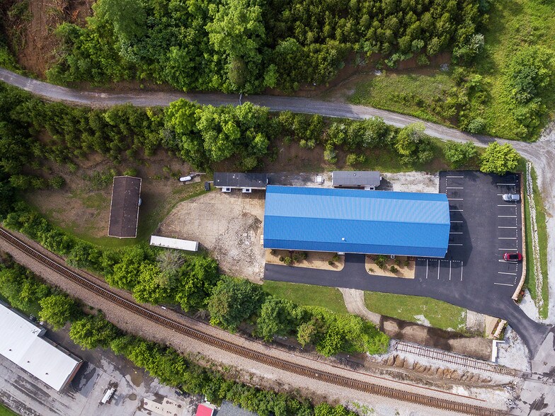 85 Spring St S, Mosheim, TN for sale - Primary Photo - Image 1 of 1