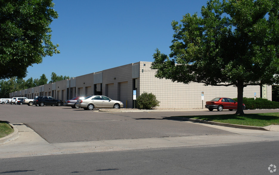 11801-11841 E 33rd Ave, Aurora, CO for lease - Building Photo - Image 2 of 2