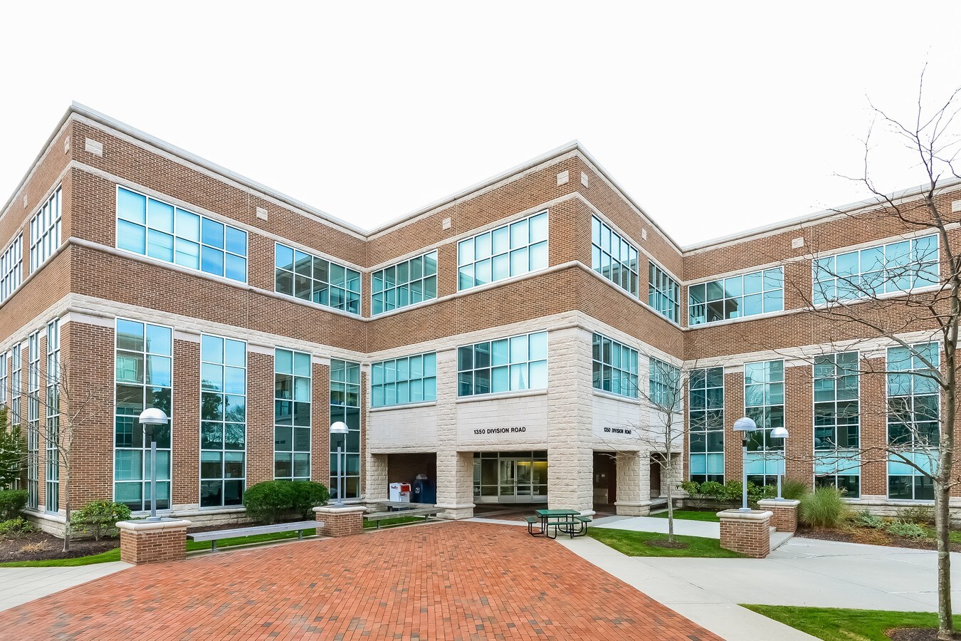 1350 Division Rd, West Warwick, RI 02893