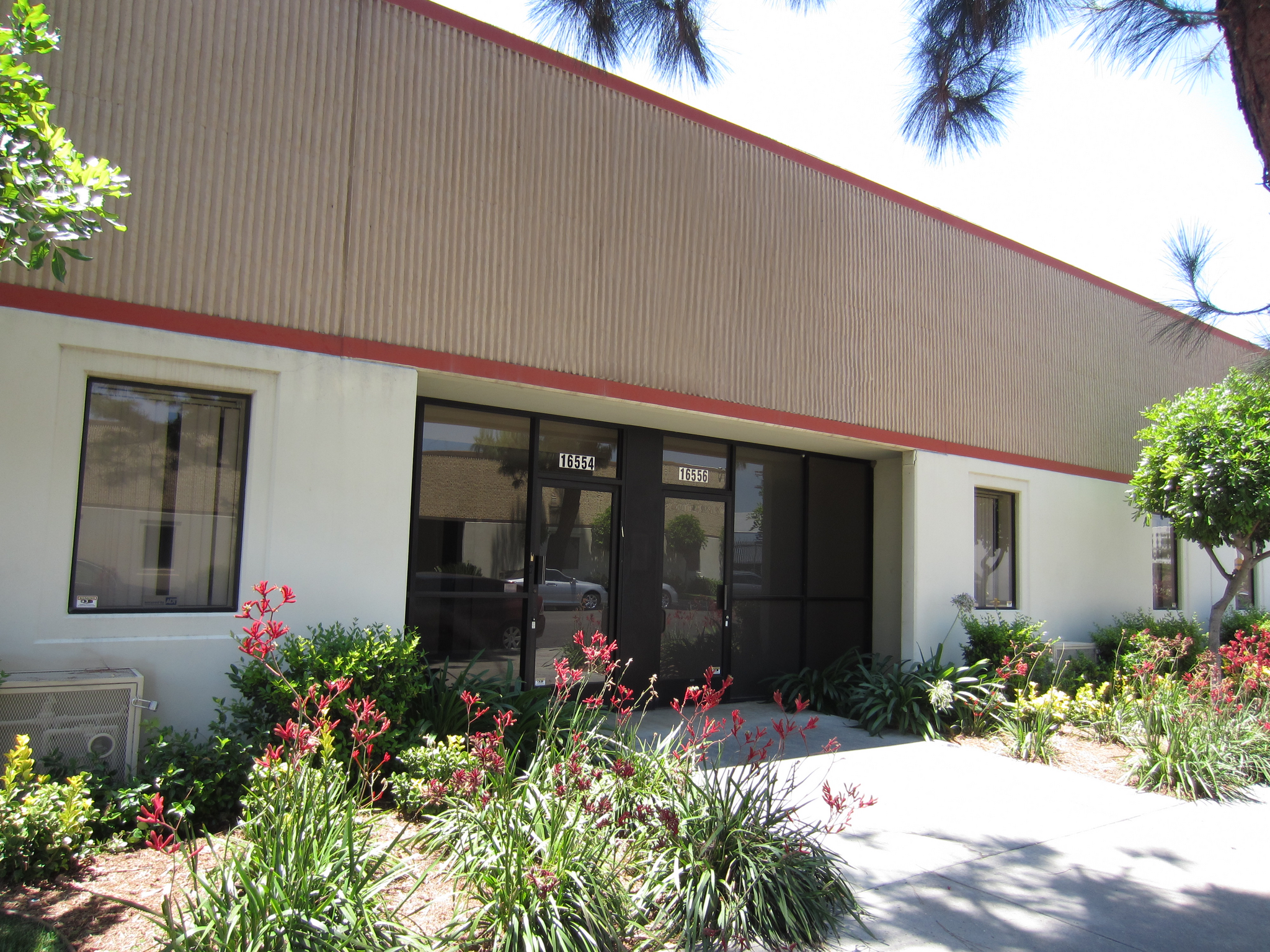 16554-16556 Arminta St, Van Nuys, CA for sale Building Photo- Image 1 of 1