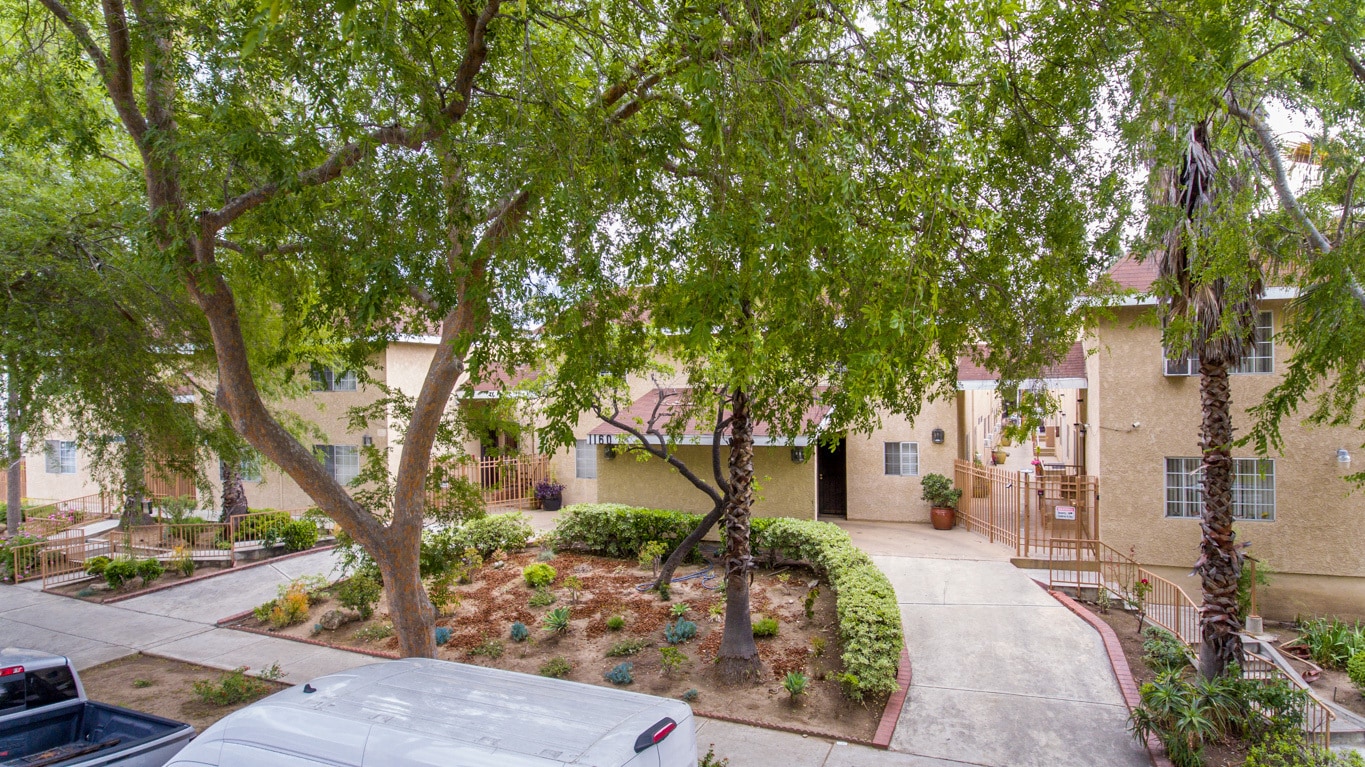 1160 Elm Ave, Glendale, CA for sale Building Photo- Image 1 of 13