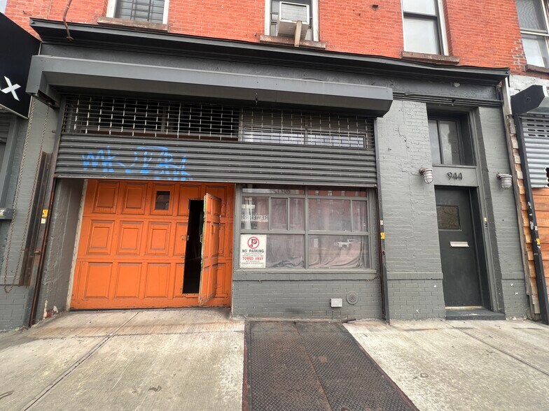 944 Atlantic Ave, Brooklyn, NY for sale - Primary Photo - Image 1 of 1