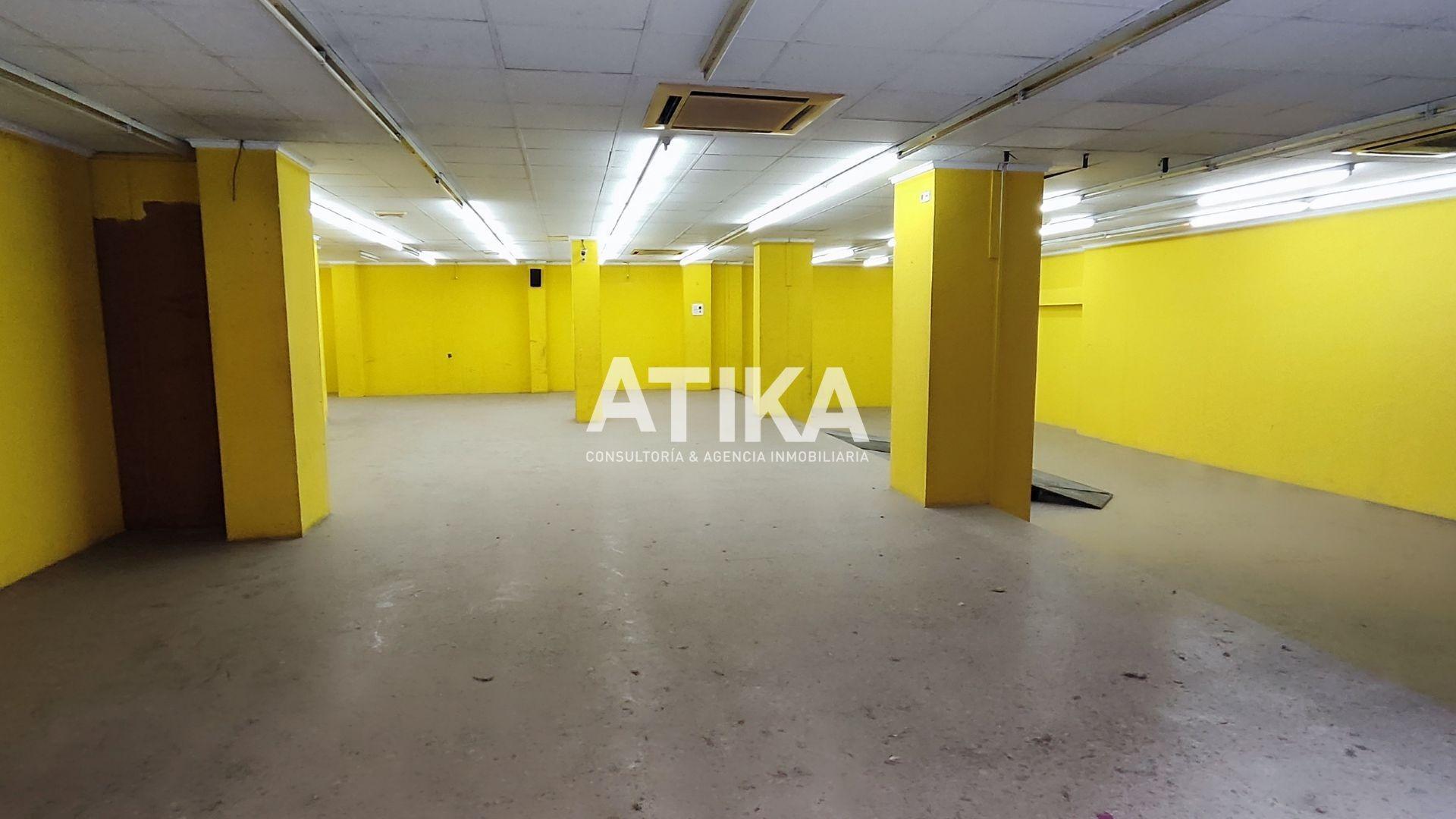 Retail in Ontinyent for lease Building Photo- Image 1 of 8