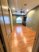 12820 Willow Centre Dr, Houston, TX for lease Interior Photo- Image 2 of 8