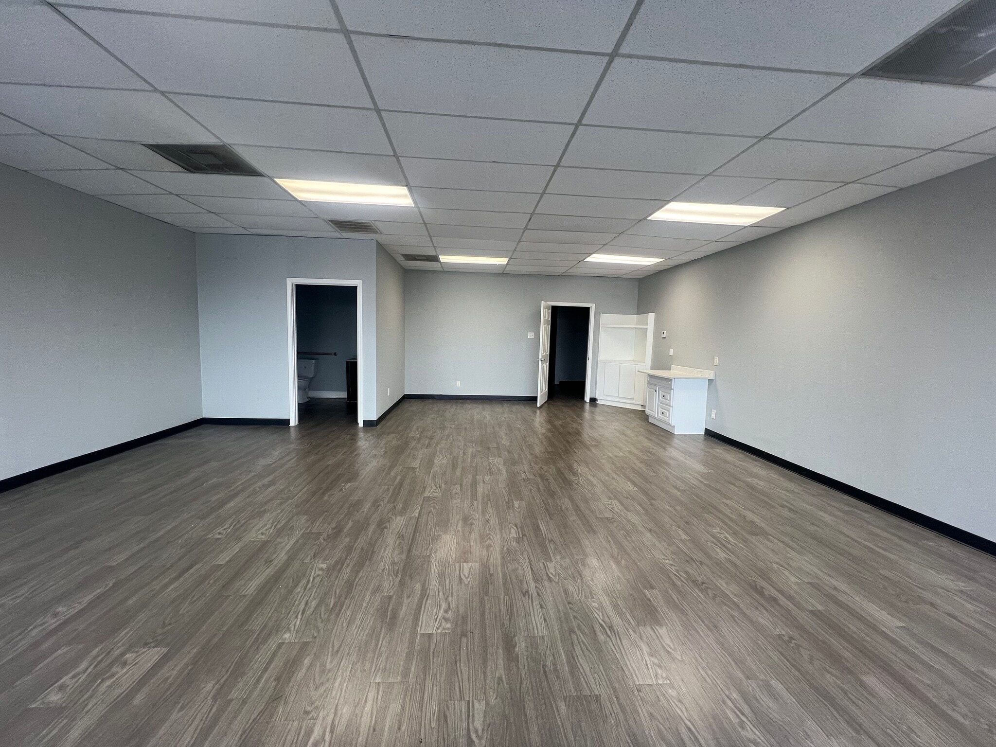 6600-6924 Antoine Dr, Houston, TX for lease Building Photo- Image 1 of 5