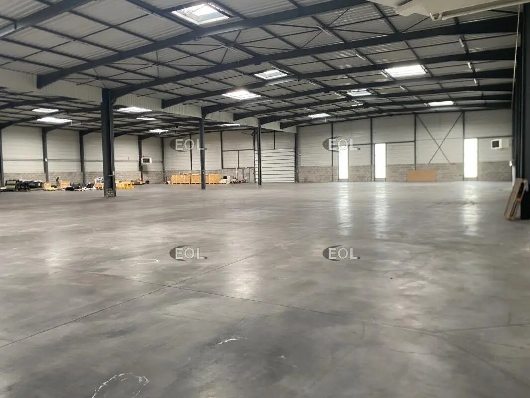 Industrial in Saint-Priest for lease Interior Photo- Image 1 of 10