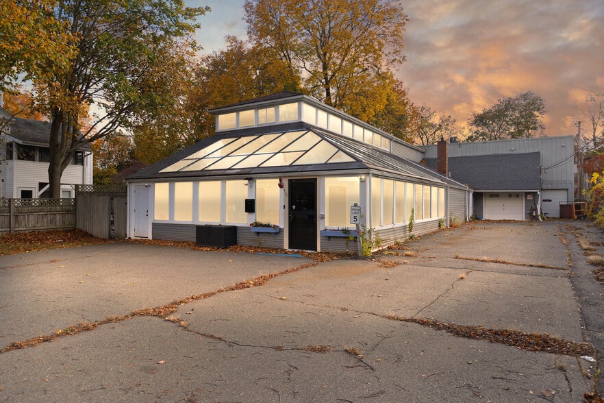 430 Maple St, Danvers, MA for lease - Building Photo - Image 1 of 7