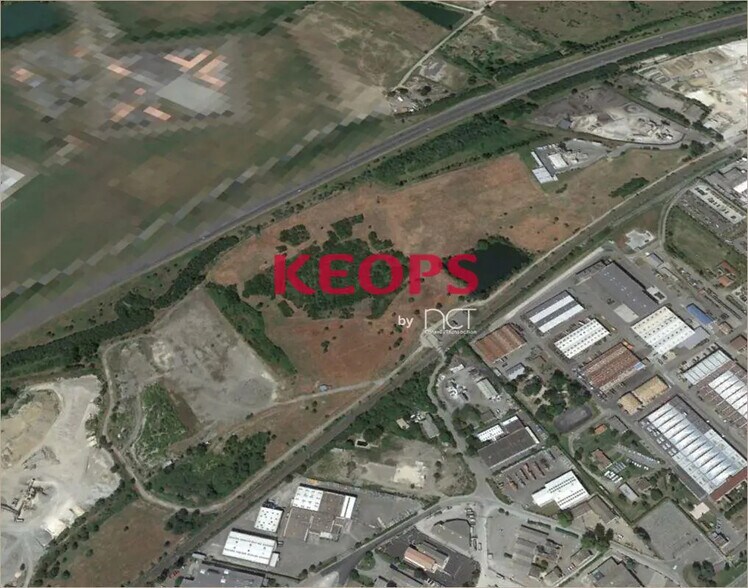 Boulevard Du Grand Castaing, Muret for sale - Aerial - Image 2 of 3