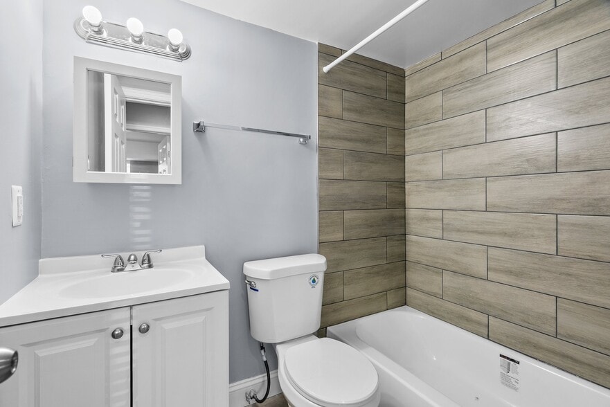 5105-5109 F St SE, Washington, DC for sale - Building Photo - Image 3 of 11