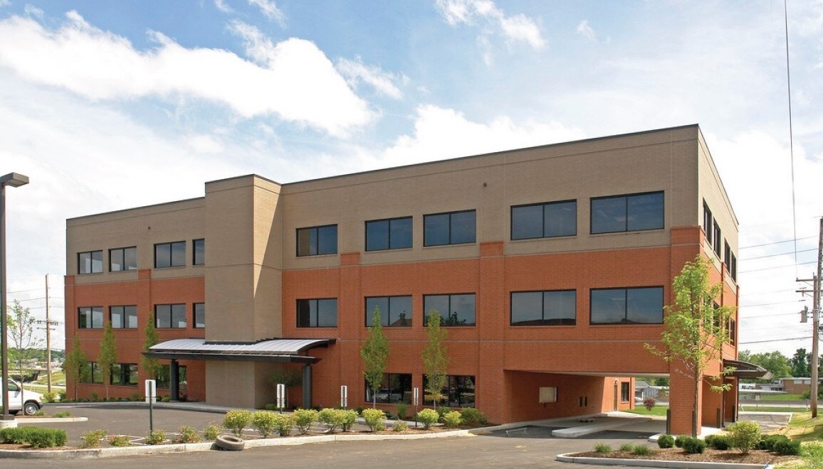 3050 W Clay St, Saint Charles, MO for sale Building Photo- Image 1 of 1