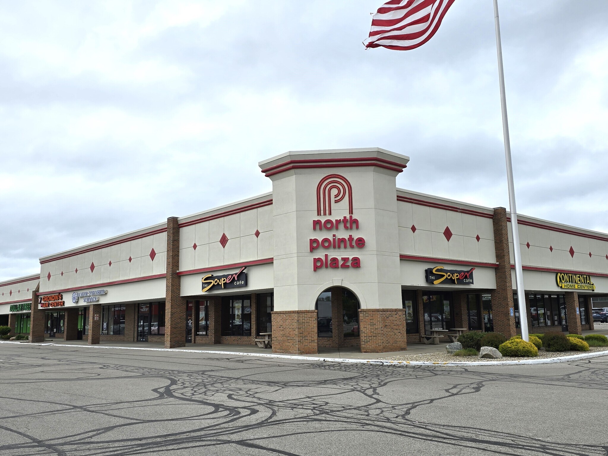 4011-4097 N Euclid Ave, Bay, Bay City, MI for sale Building Photo- Image 1 of 1