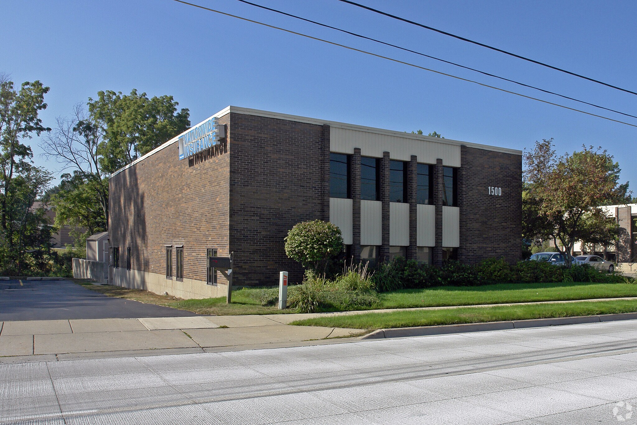 1500 44th St SE, Grand Rapids, MI for sale Primary Photo- Image 1 of 1