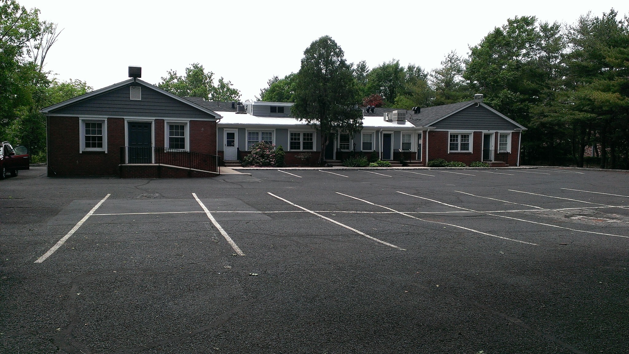 65 E Northfield Rd, Livingston, NJ 07039 - Building 1 of 2 | LoopNet 