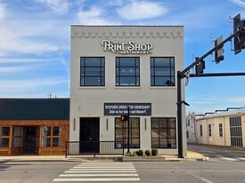 1 N Lowry St, Smyrna TN - Pub