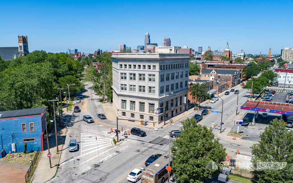 3500 Lorain Ave, Cleveland, OH for lease - Primary Photo - Image 1 of 8