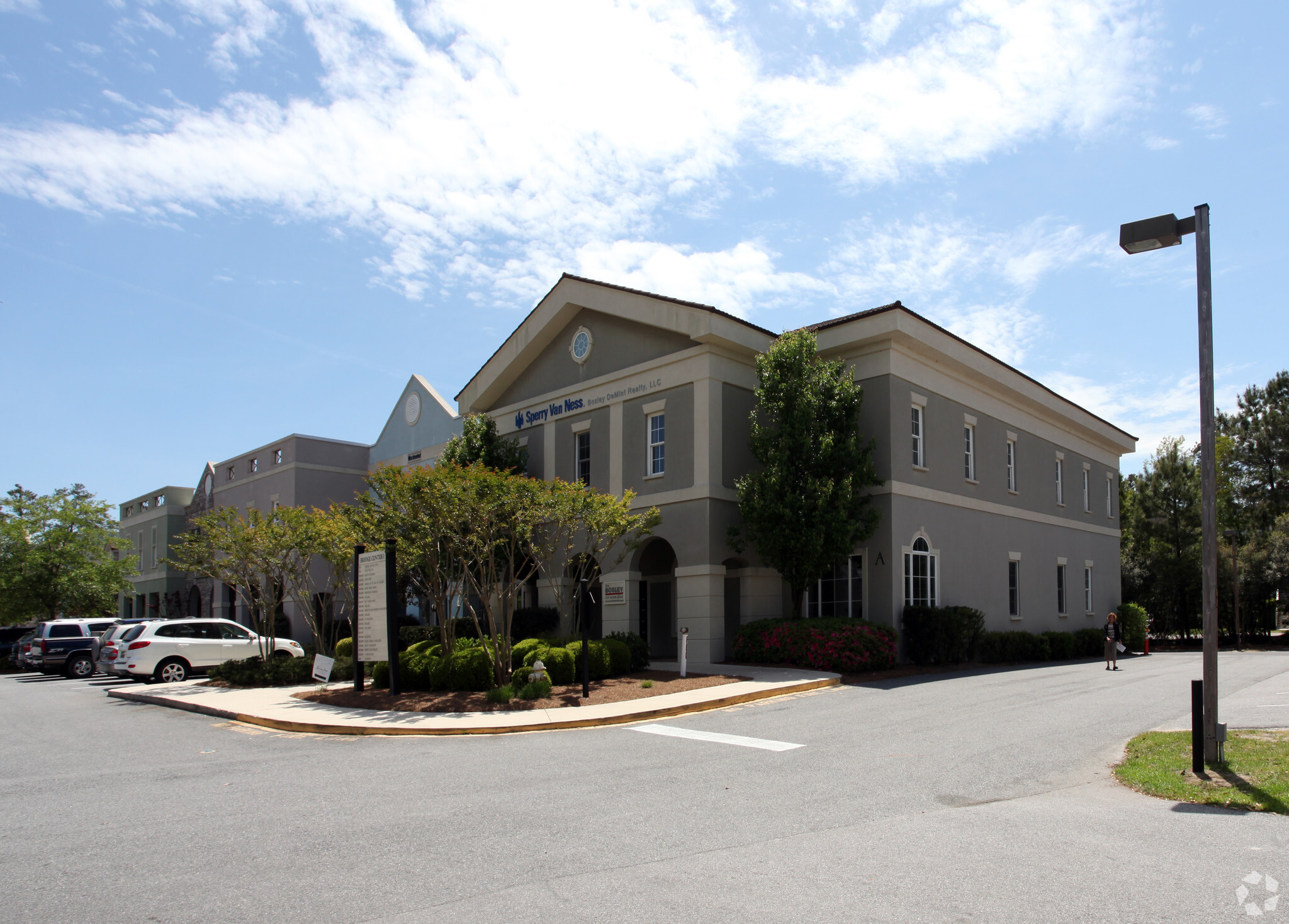 1536 Fording Island Rd, Hilton Head Island, SC for lease Primary Photo- Image 1 of 50