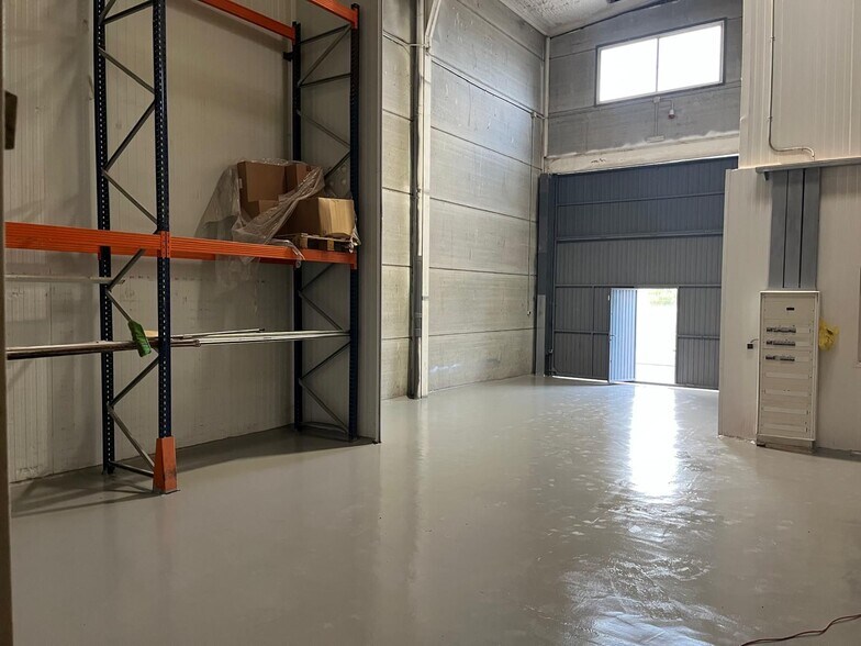 Industrial in Ciempozuelos, Madrid for lease - Interior Photo - Image 2 of 13