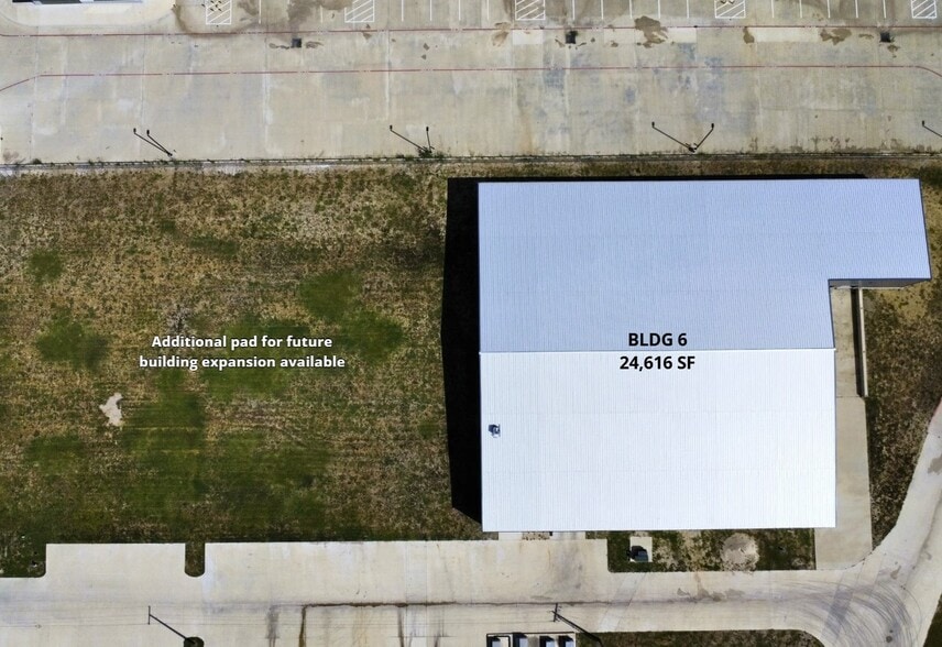 000 BFG 9000 Way, Taylor, TX for lease - Building Photo - Image 3 of 17
