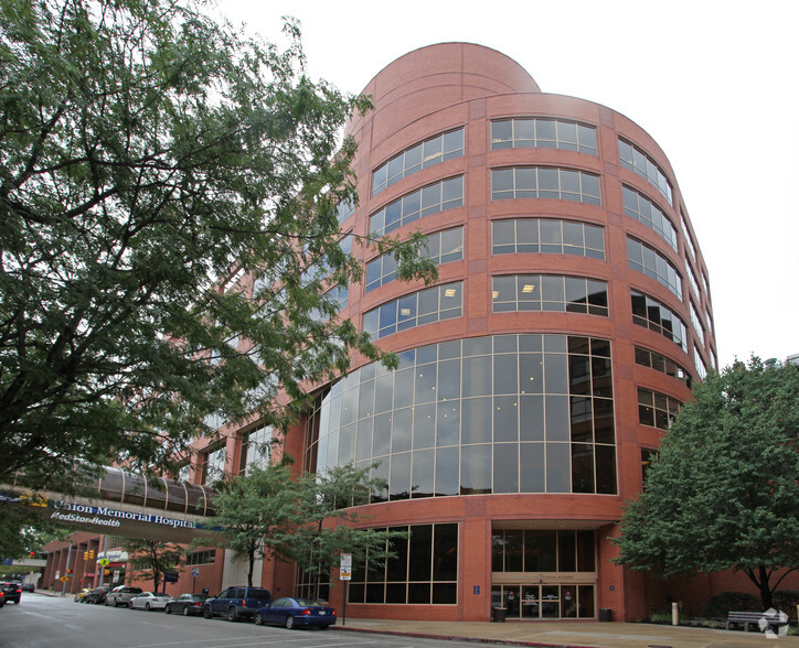 3333 N Calvert St, Baltimore, MD for lease - Building Photo - Image 3 of 4