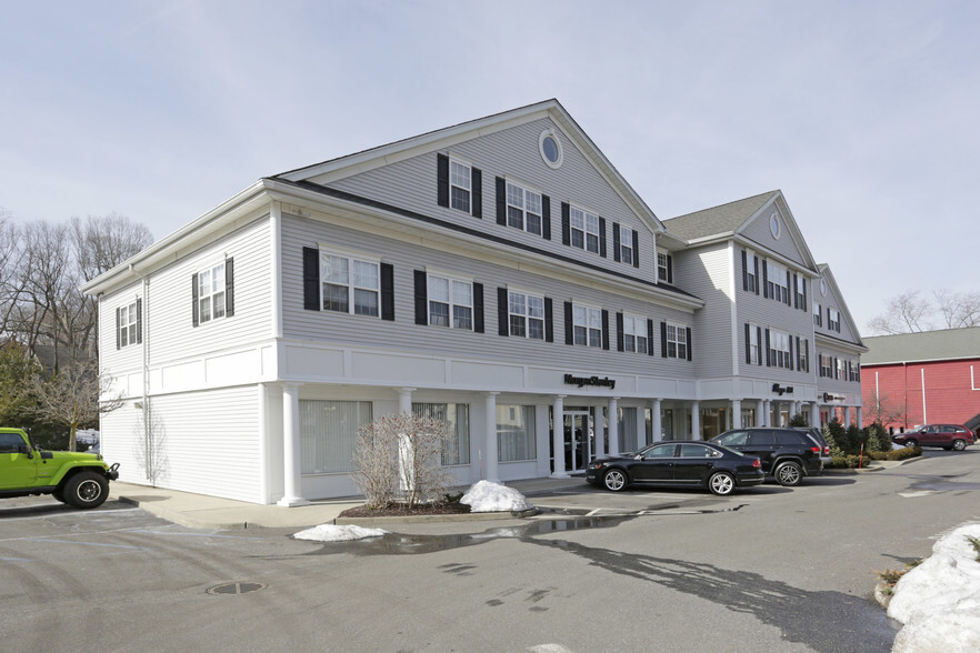 414 Main St, Port Jefferson, NY for lease - Primary Photo - Image 1 of 9