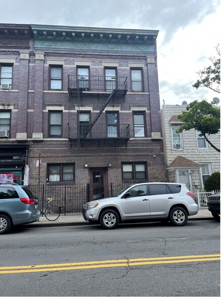 1042 Cypress Ave, Ridgewood, NY for sale - Building Photo - Image 1 of 1